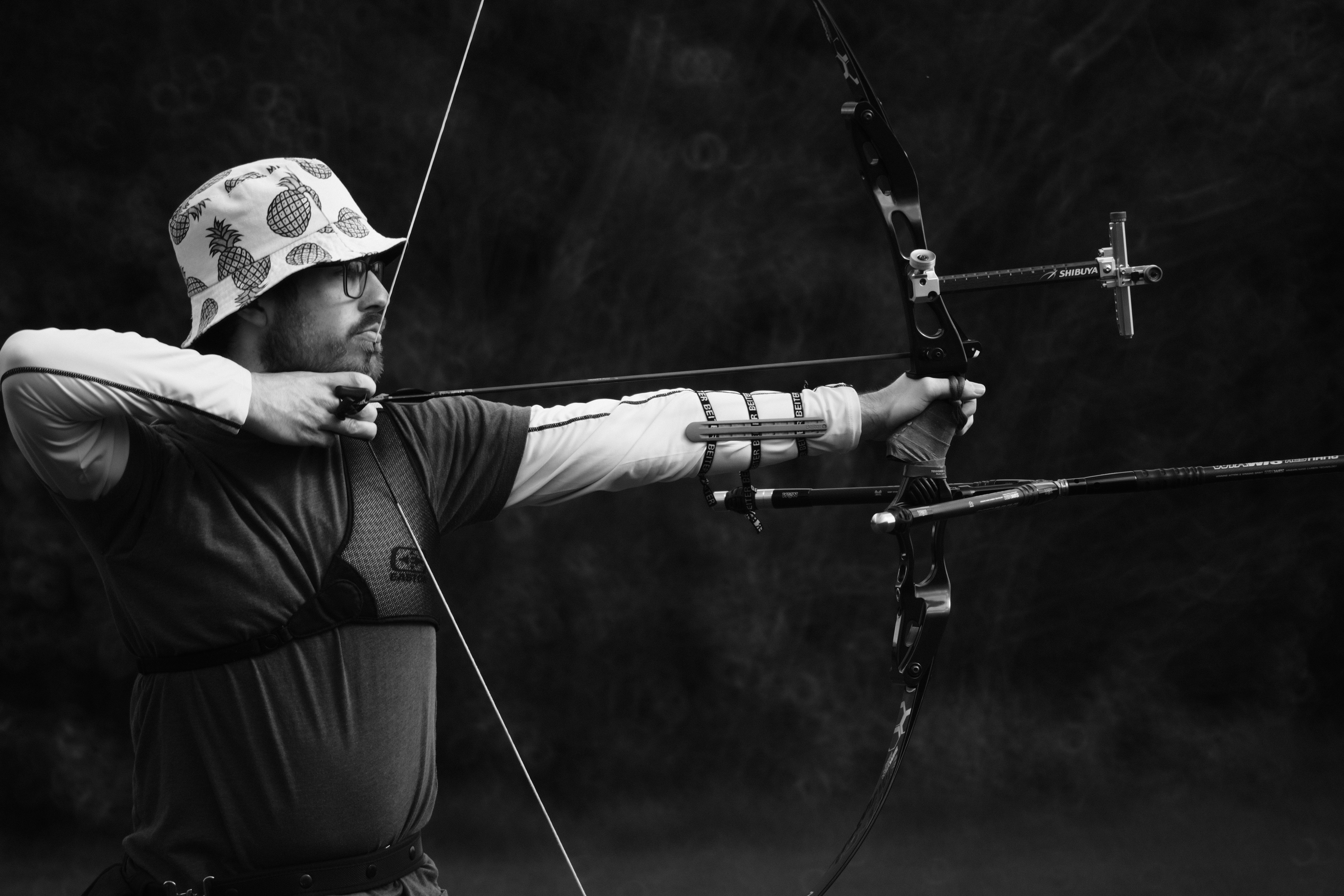 Best traditional archery for black bear hunting